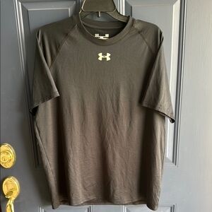 Under Armour Men's Deep Black Loose Fit T-Shirt